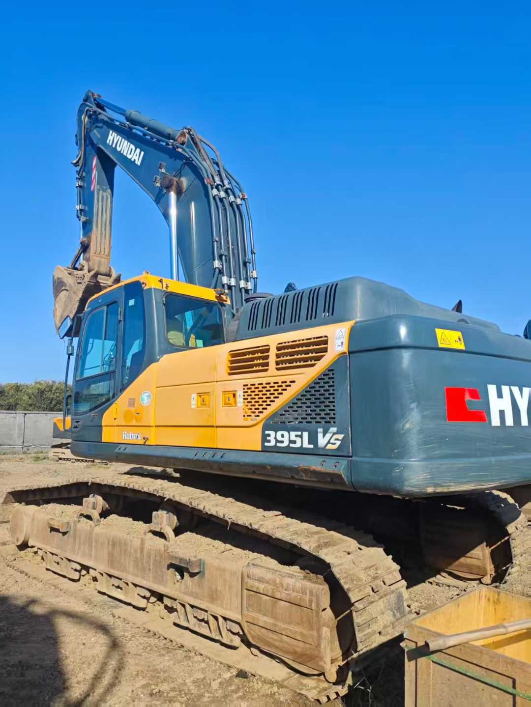 Used Hyundai R395LVS Excavator 2016 Model