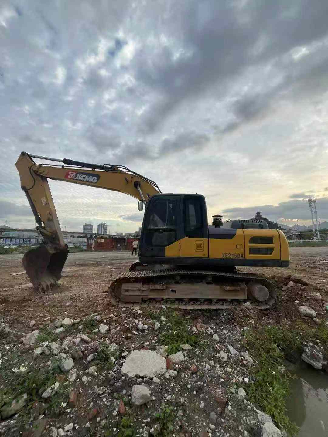Used XCMG XE215 Excavator 2020 Model