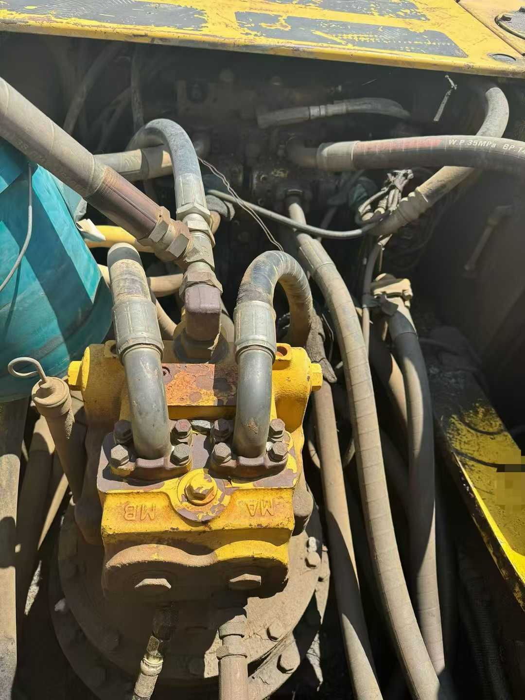 Used Komatsu PC60 Excavator 2012 Model / 4