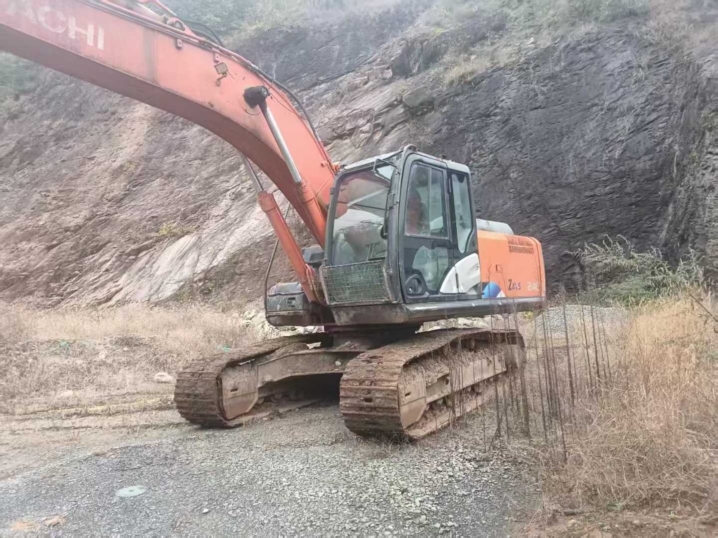 Used Hitachi EX210-5 Excavator 2017 Model / 5