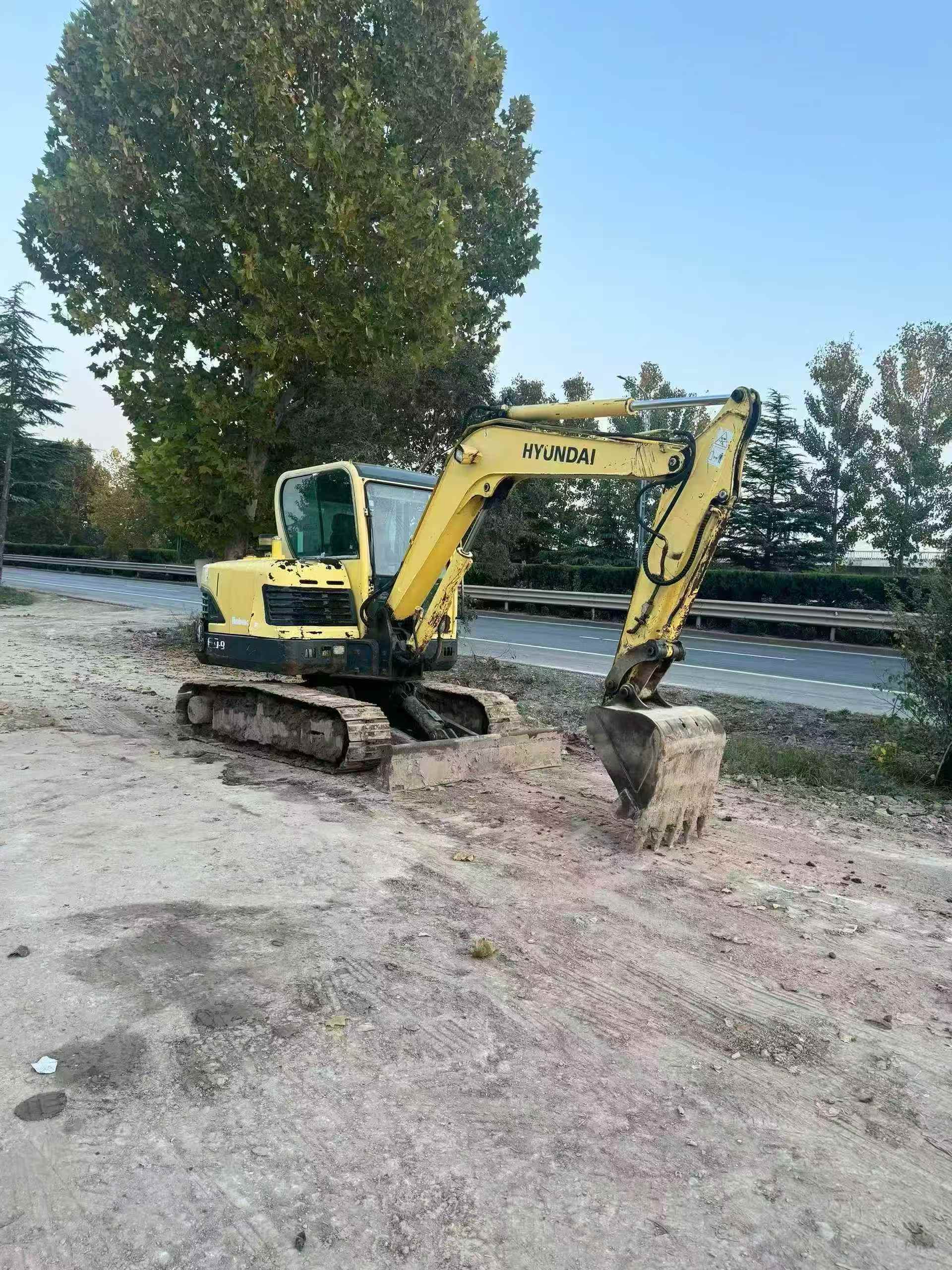 Used Hyundai R60-9 Excavator 2016 Model / 2