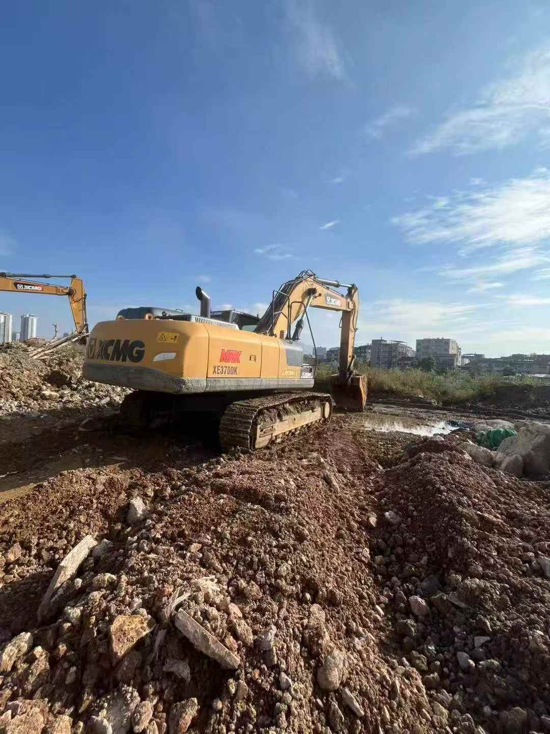 Used XCMG XE370 Excavator 2021 Model