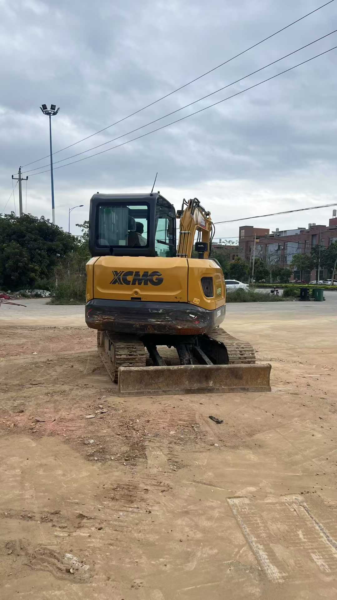 Used XCMG XE60 Excavator 2023 Model / 3