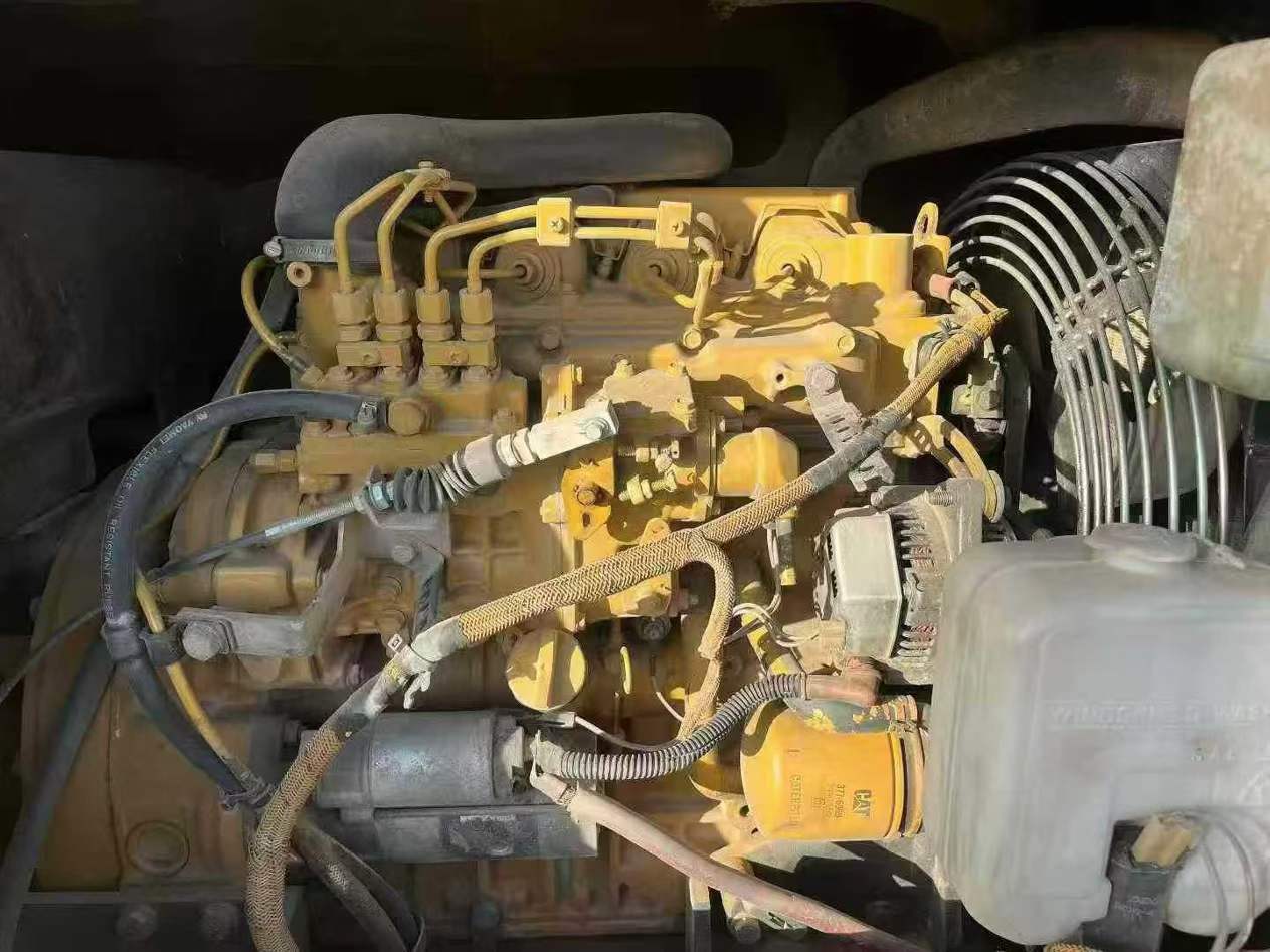 Used Caterpillar 307V2 Excavator 2016 Model / 7