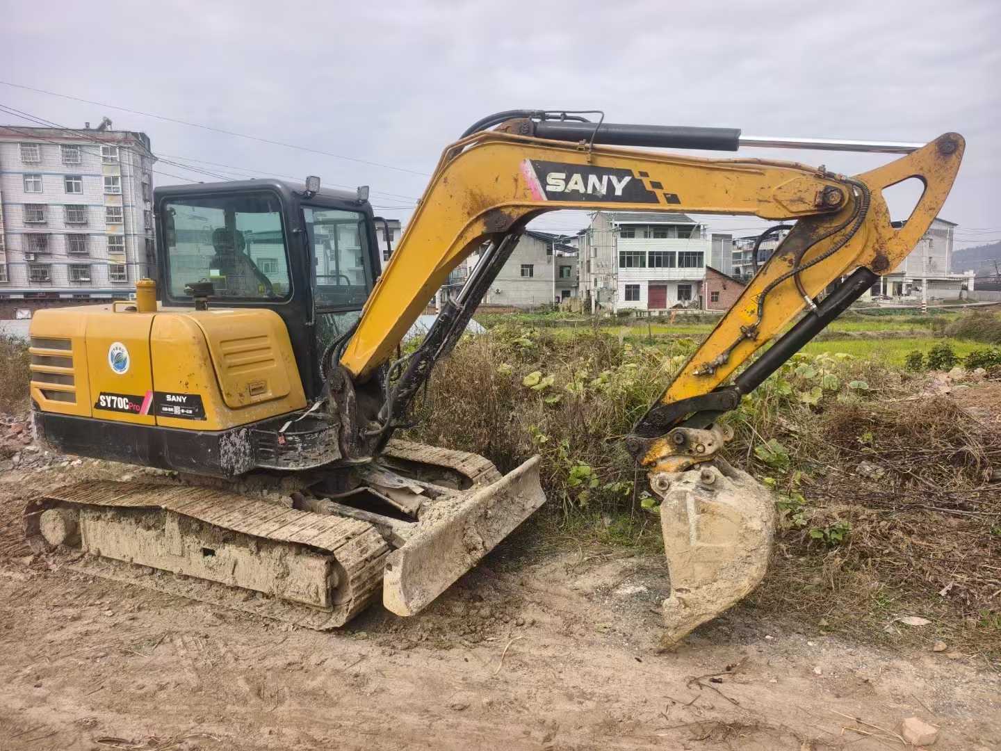 Used Sany SY60 Excavator 2020 Model / 3