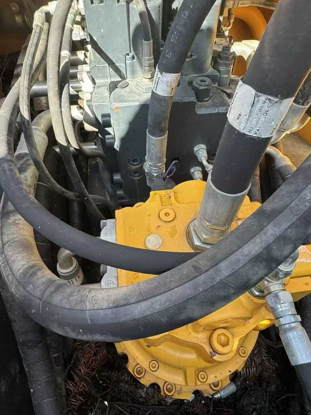 Купить Подержанный Экскаватор Hyundai R215-7 / 4