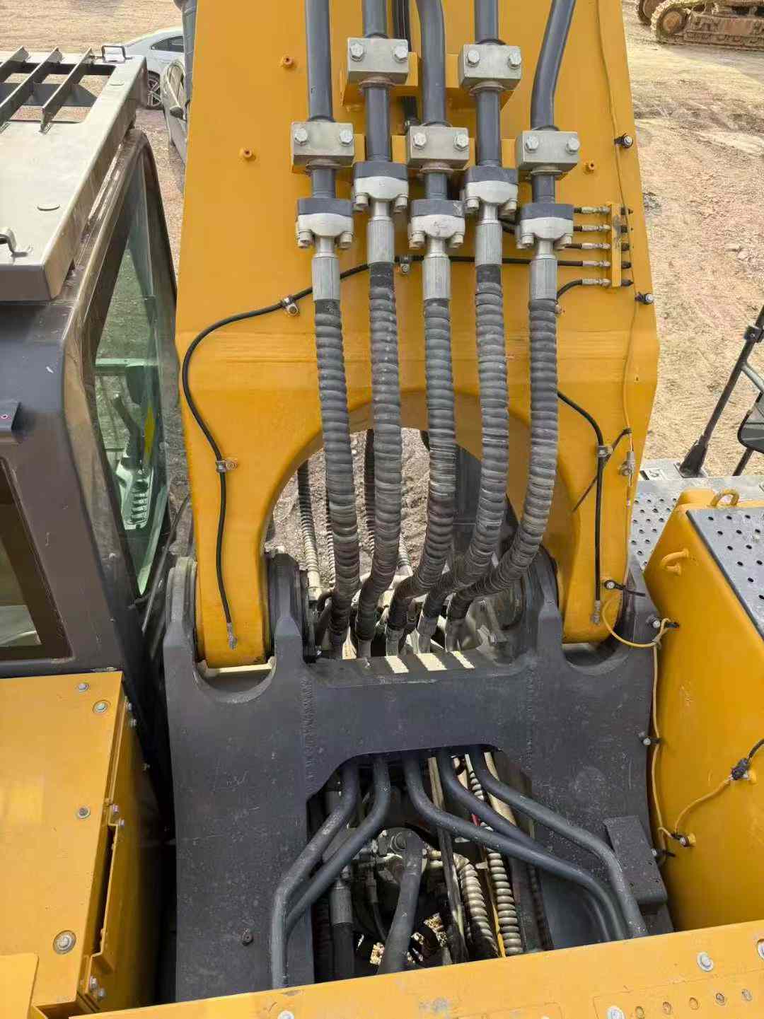 Used XCMG XE900D Excavator 2020 Model / 8