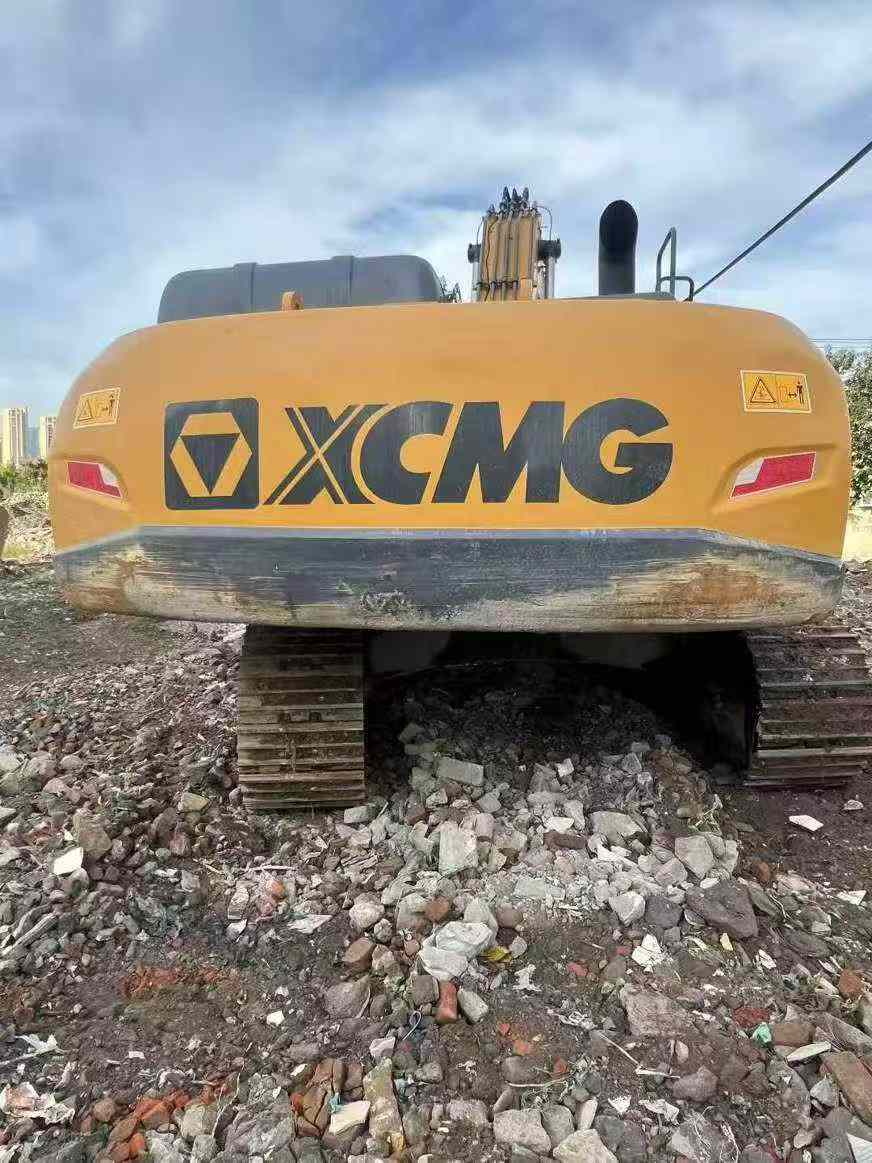 Used XCMG XE370 Excavator 2021 Model / 3