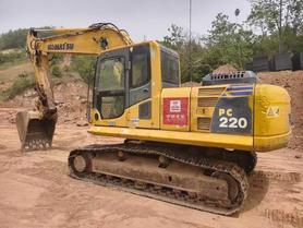 Buy Komatsu PC200 Used Excavator / 2 Used Komatsu PC200 Excavator 2010 Model / 2
