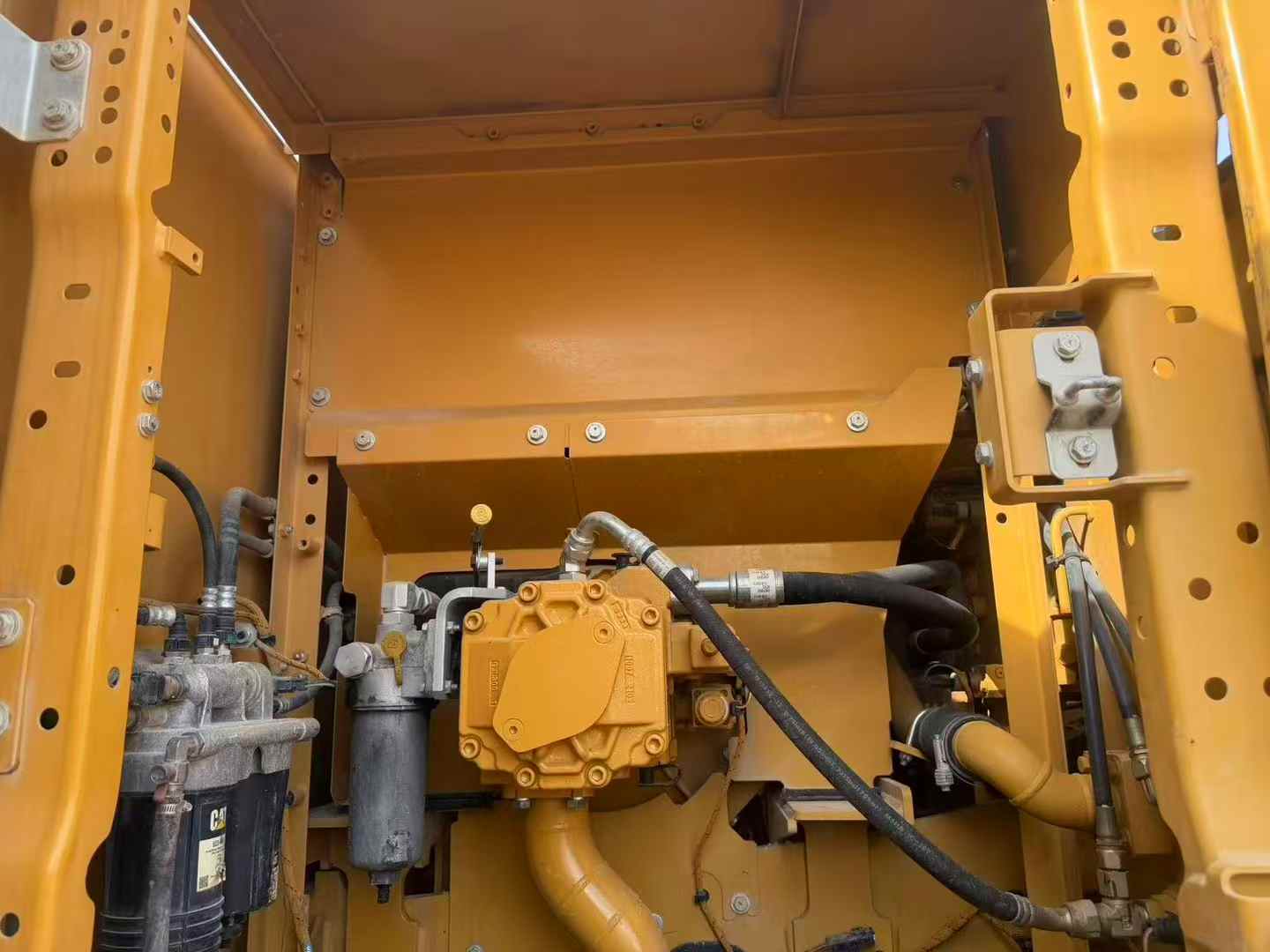 Used Caterpillar 323 Excavator 2021 Model / 6