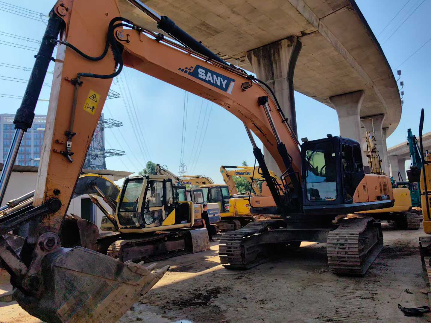 Used Sany SY305-9 Excavator 2014 Model / 3