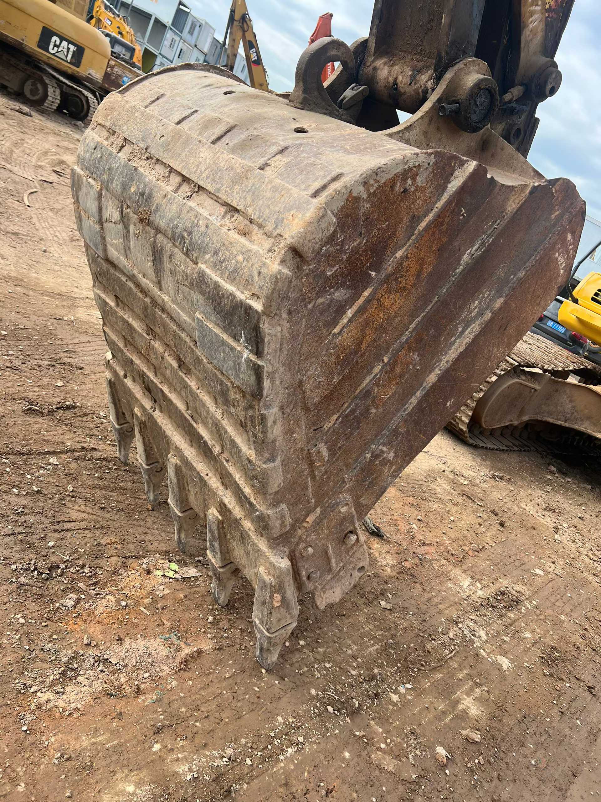 Used Komatsu PW200-7 Excavator 2016 Model / 5