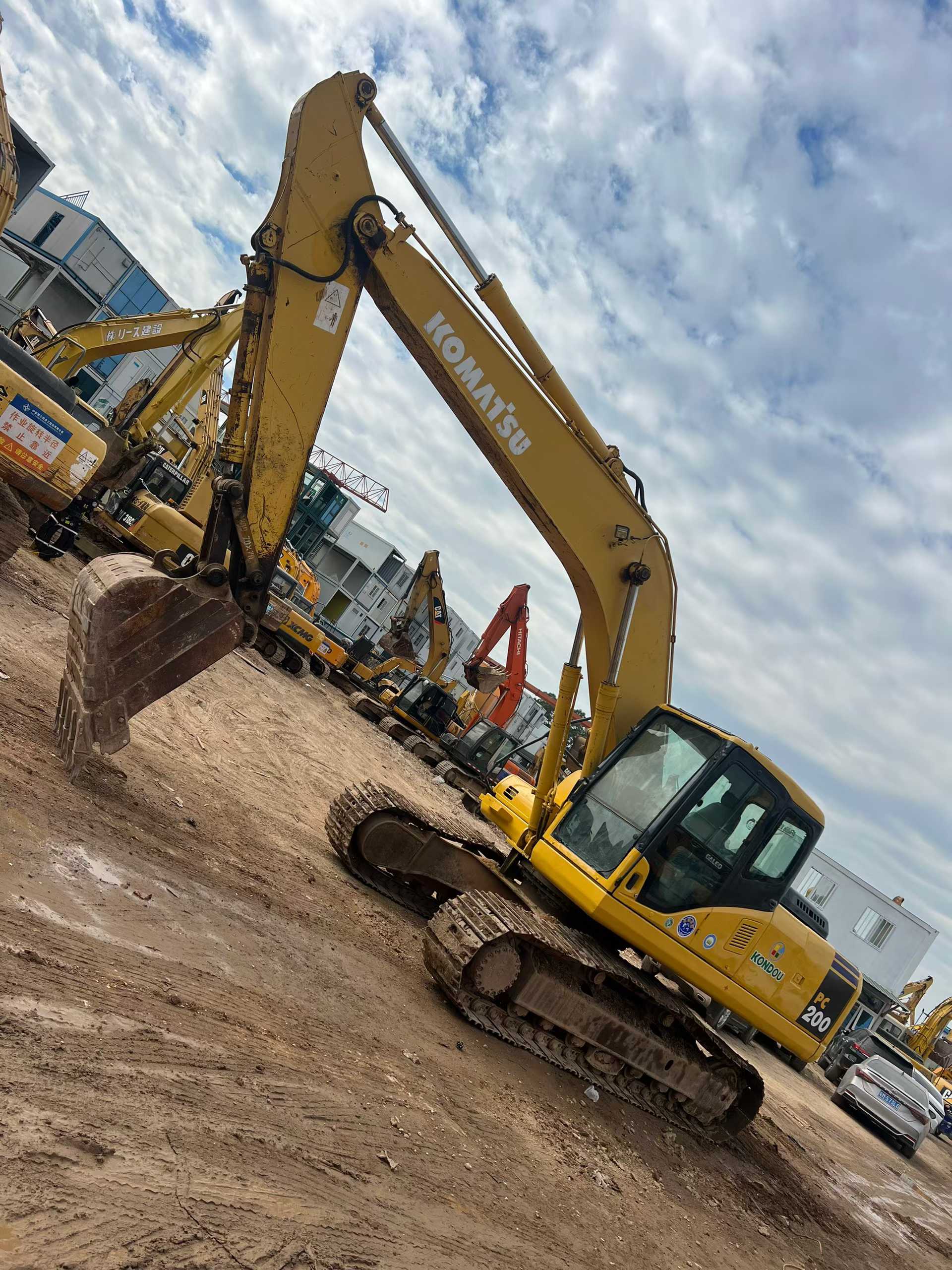 Used Komatsu PW200-7 Excavator 2016 Model / 4