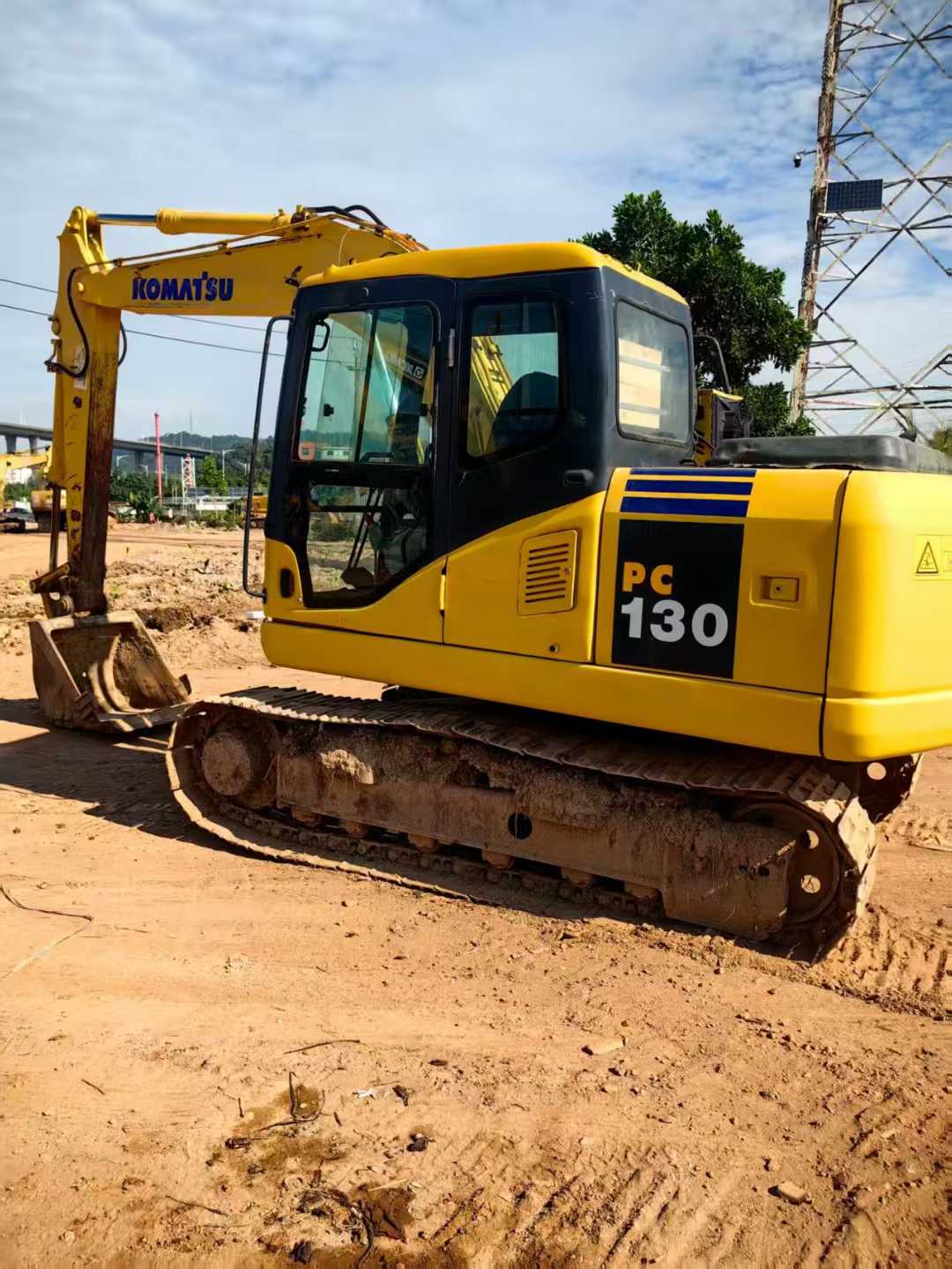 Used Komatsu PC110-7 Excavator 2016 Model / 3