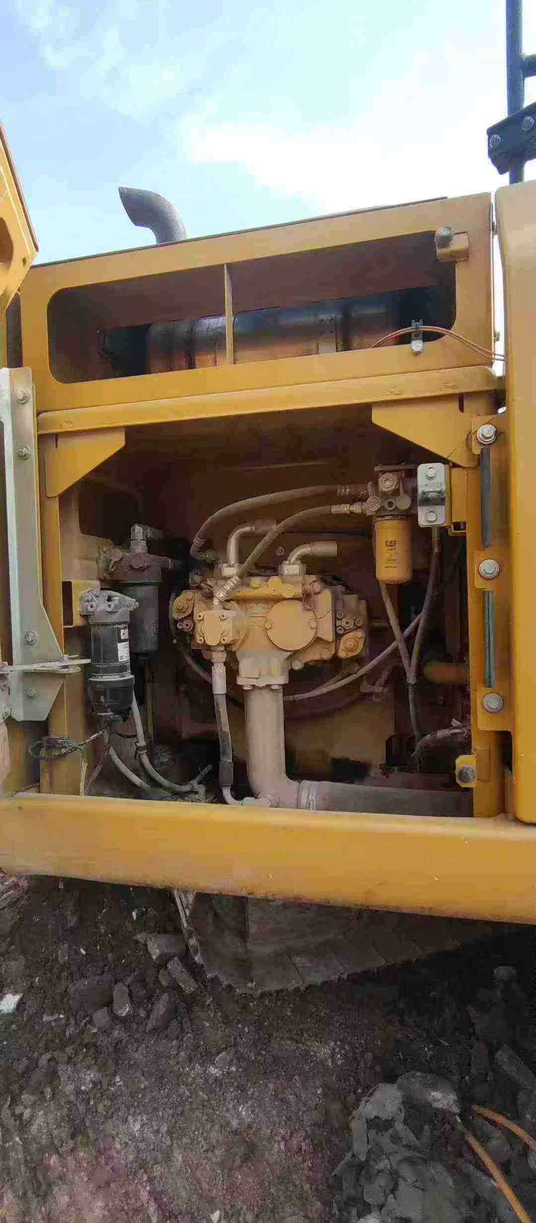 Used Caterpillar 320E Excavator 2016 Model / 6