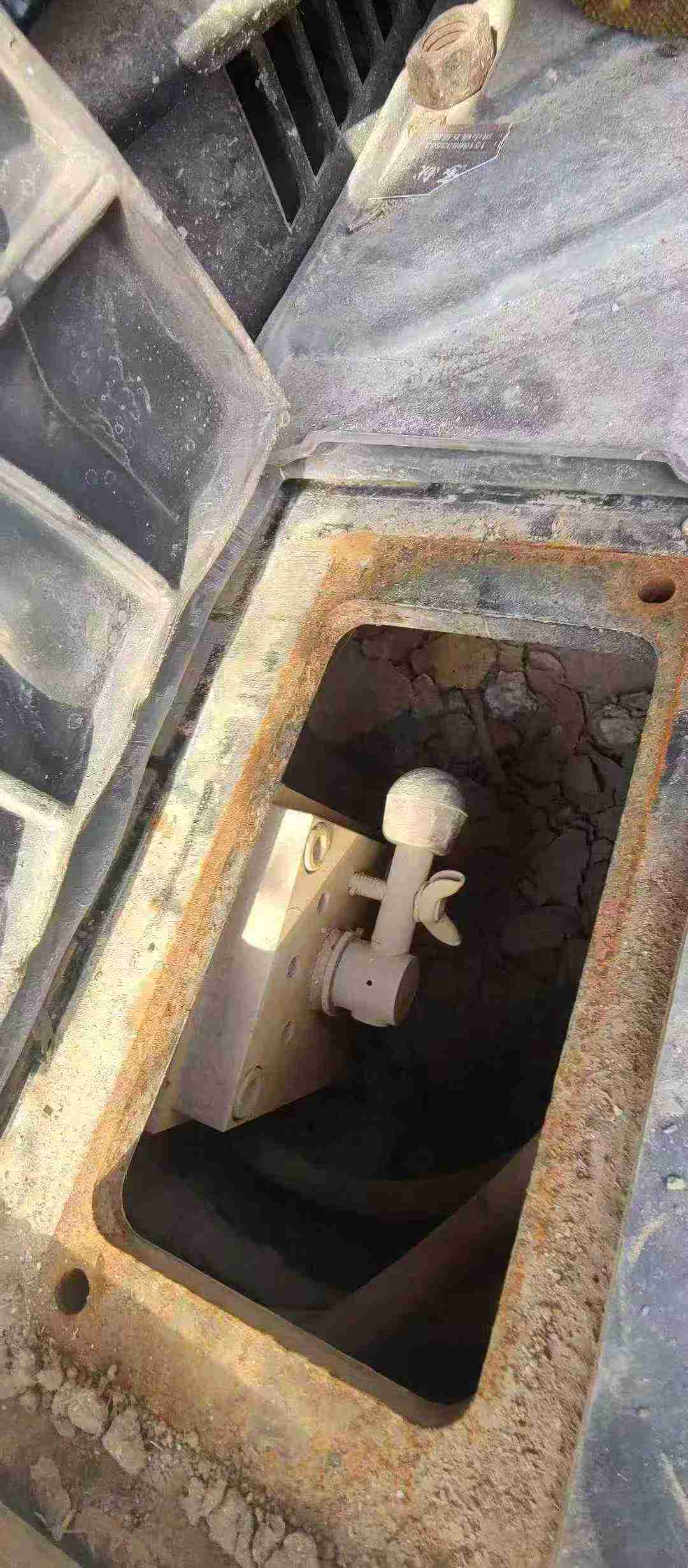 Used Caterpillar 320E Excavator 2016 Model / 9