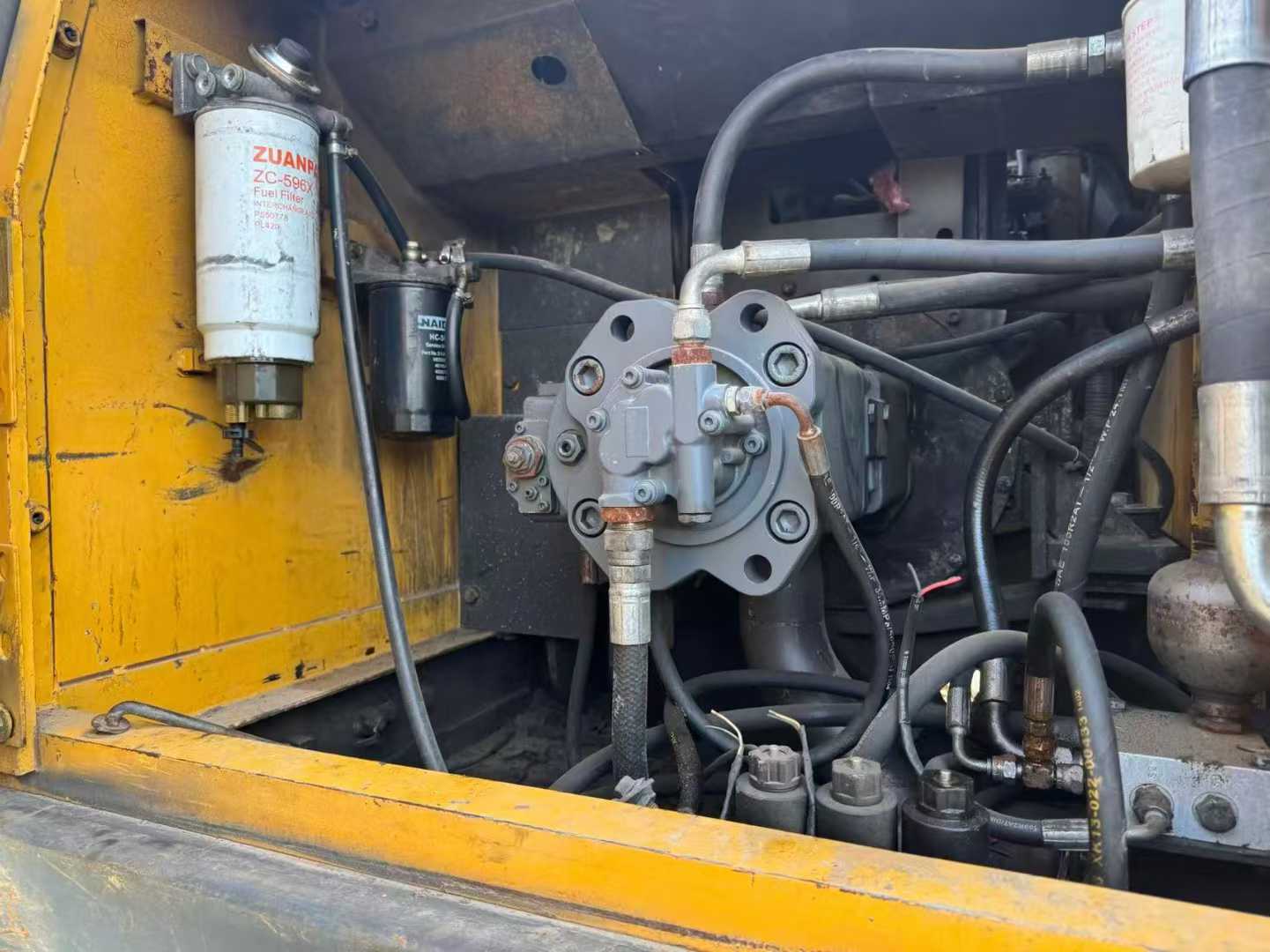 Used Volvo EW210C Excavator 2016 Model / 7