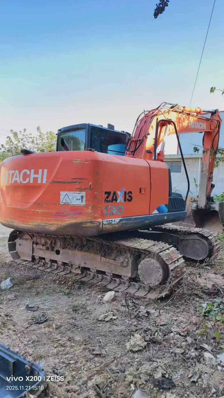 Used Hitachi ZX130-5A Excavator 2018 Model / 7