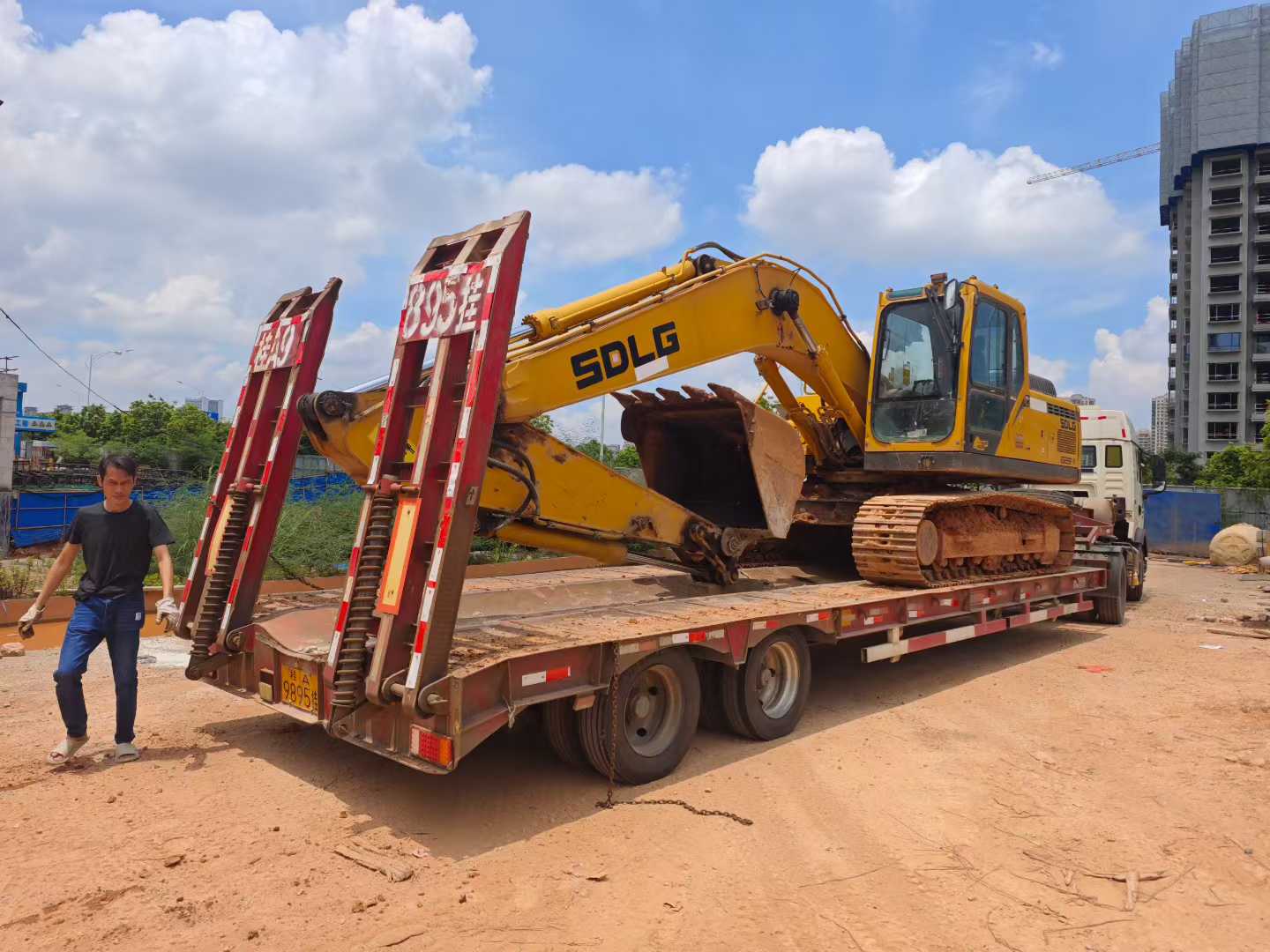 Used XCMG LW200 Excavator 2018 Model / 8