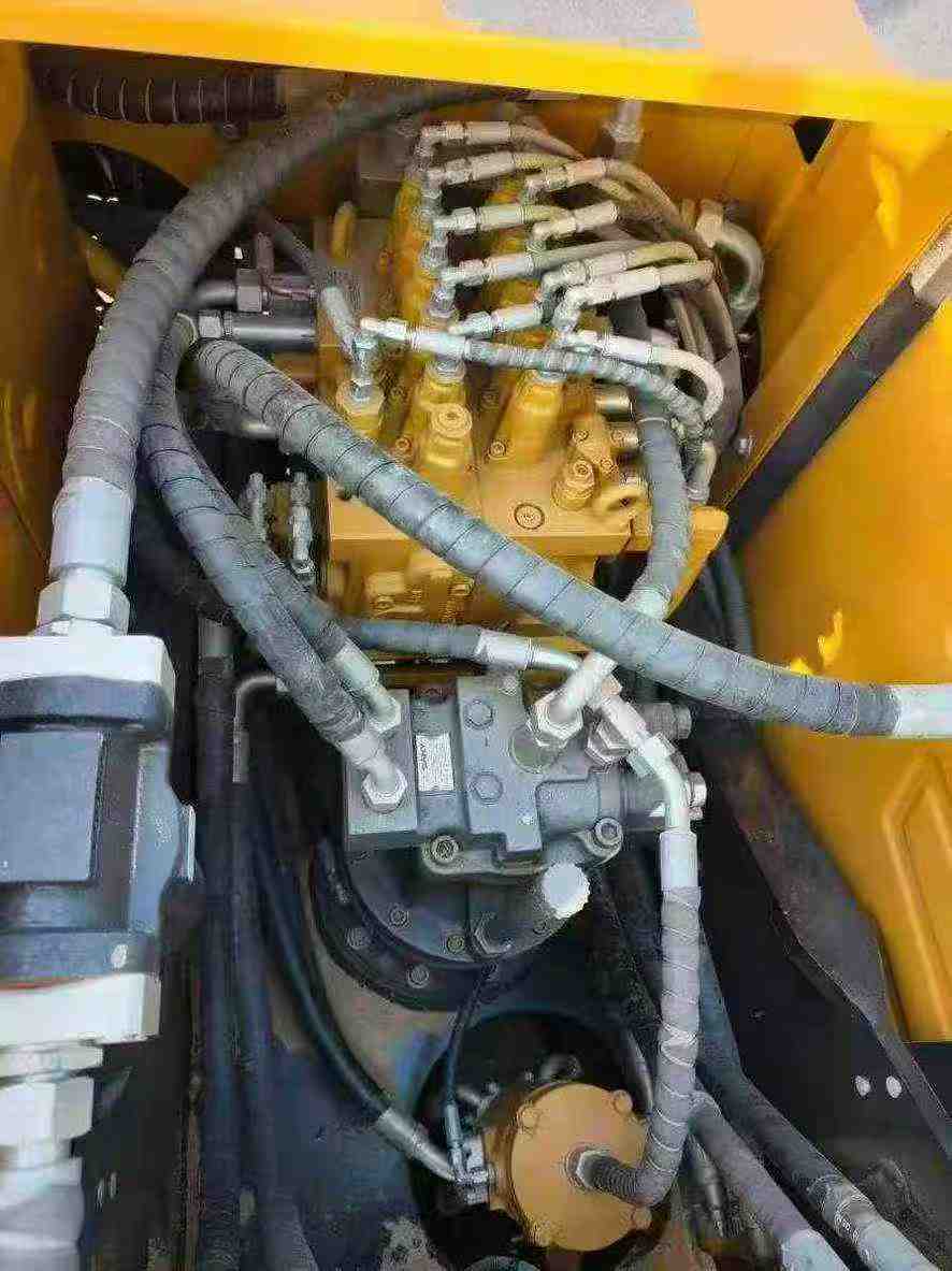 Used Sany SY135 Excavator 2022 Model / 8