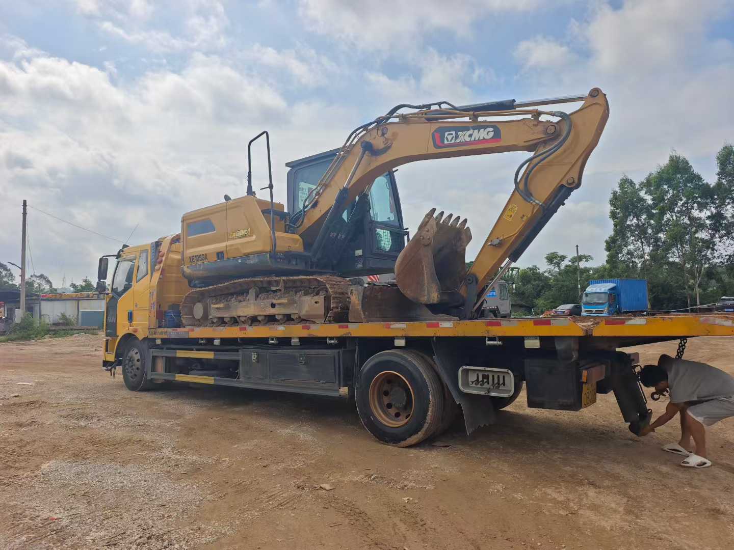 Used XCMG LW200 Excavator 2018 Model / 3