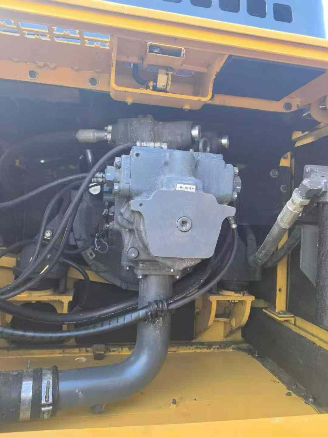 Used Komatsu PC350-8 Excavator 2016 Model / 3