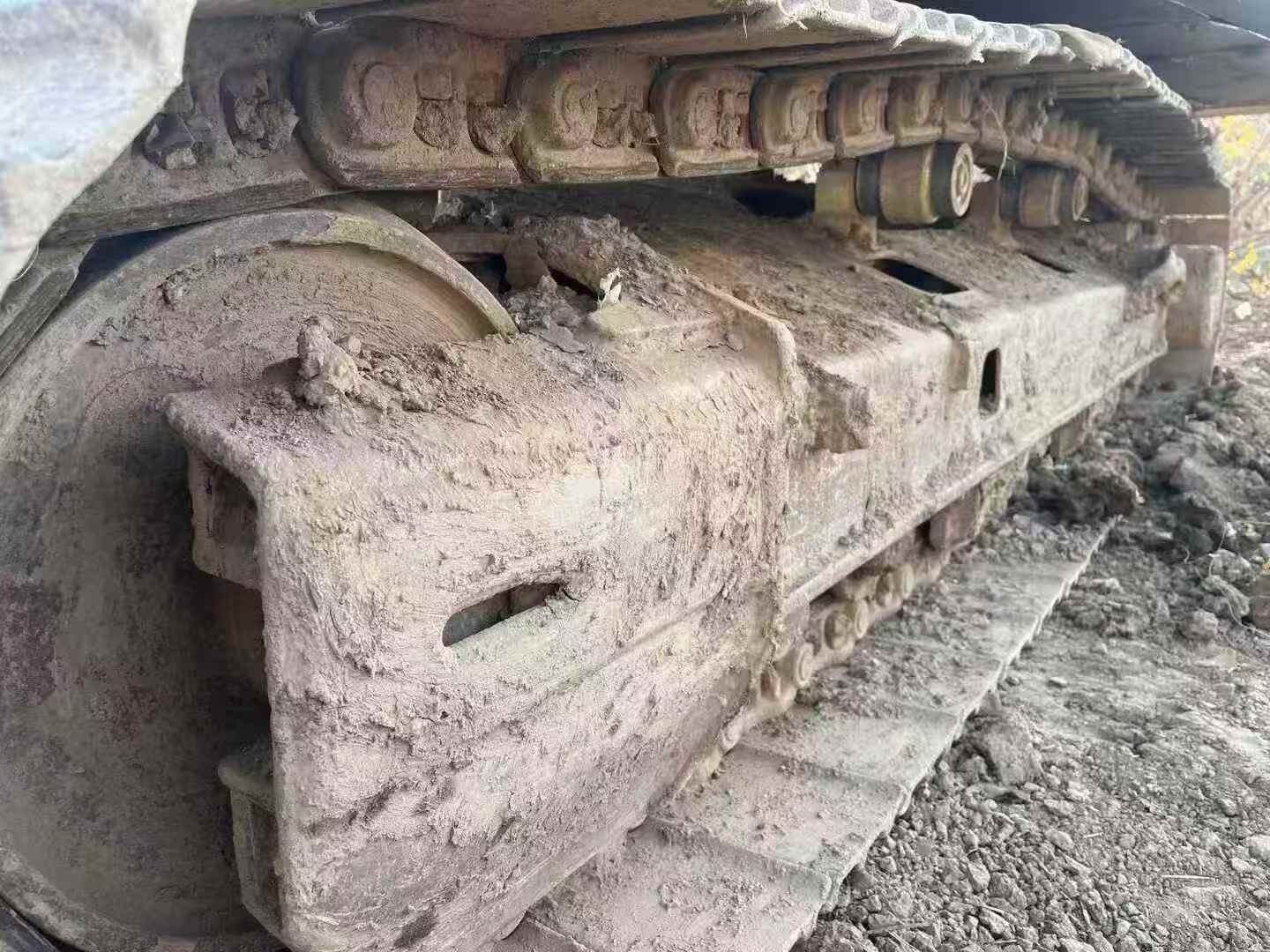 Used Hitachi ZAXIS200 Excavator 2010 Model / 8