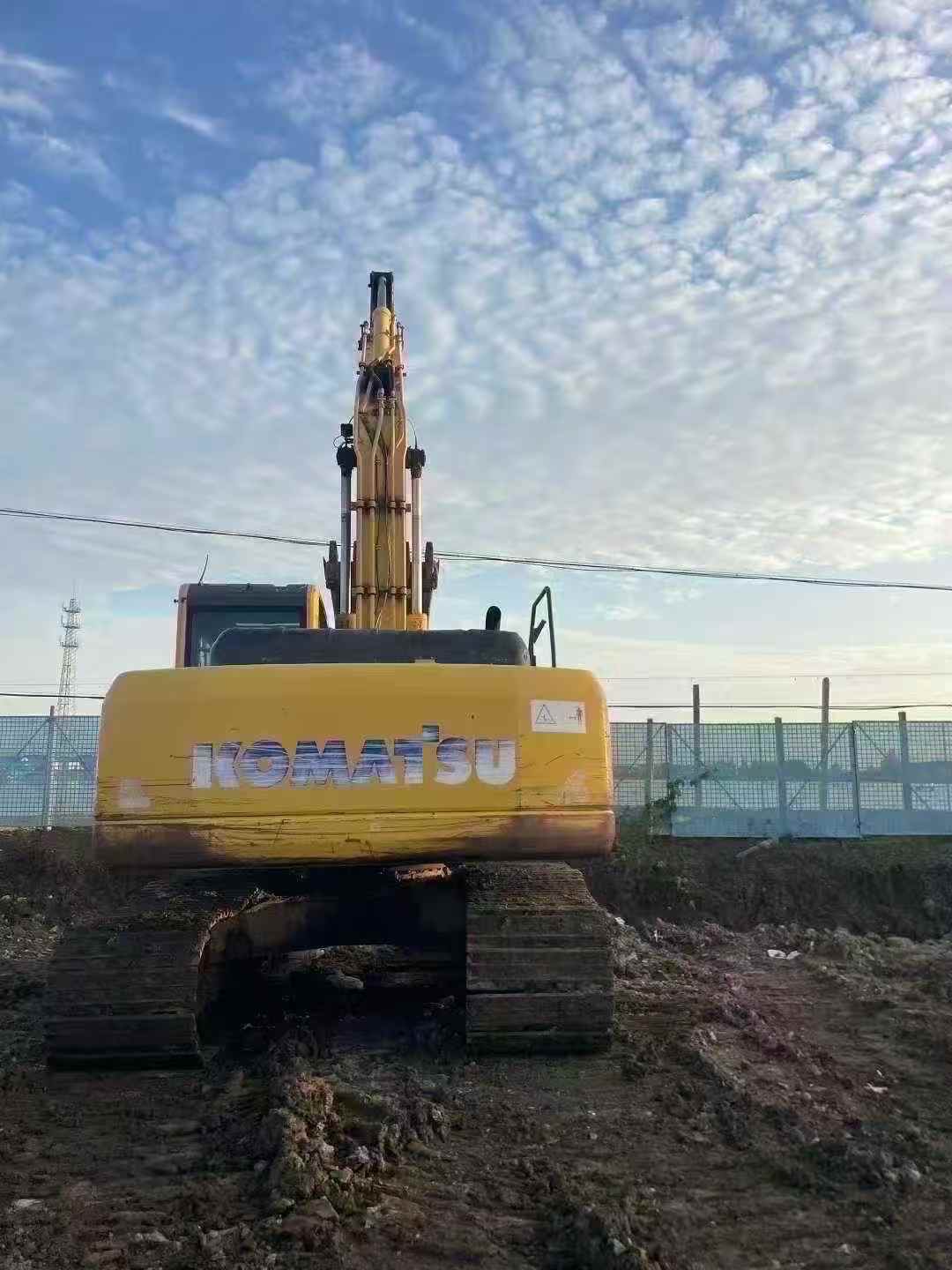Used Komatsu PC200 Excavator 2014 Model