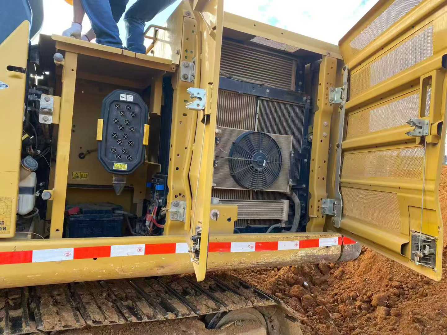 Used Caterpillar 320GC Excavator 2019 Model / 8