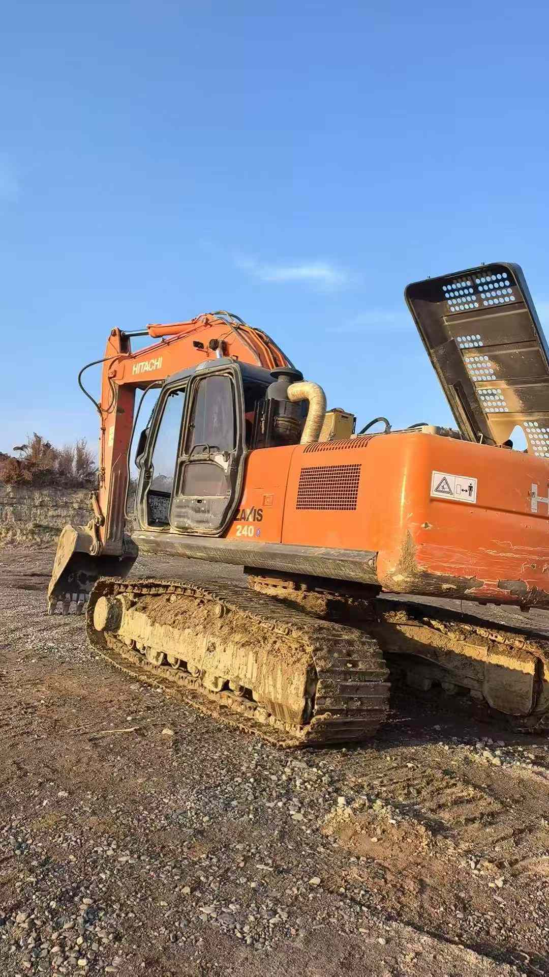 Used Hitachi ZX240 Excavator 2011 Model / 4