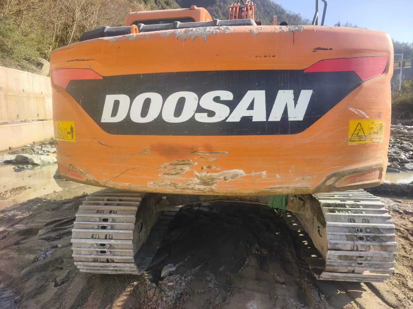 Used Doosan DH130LC-V Excavator 2021 Model / 5