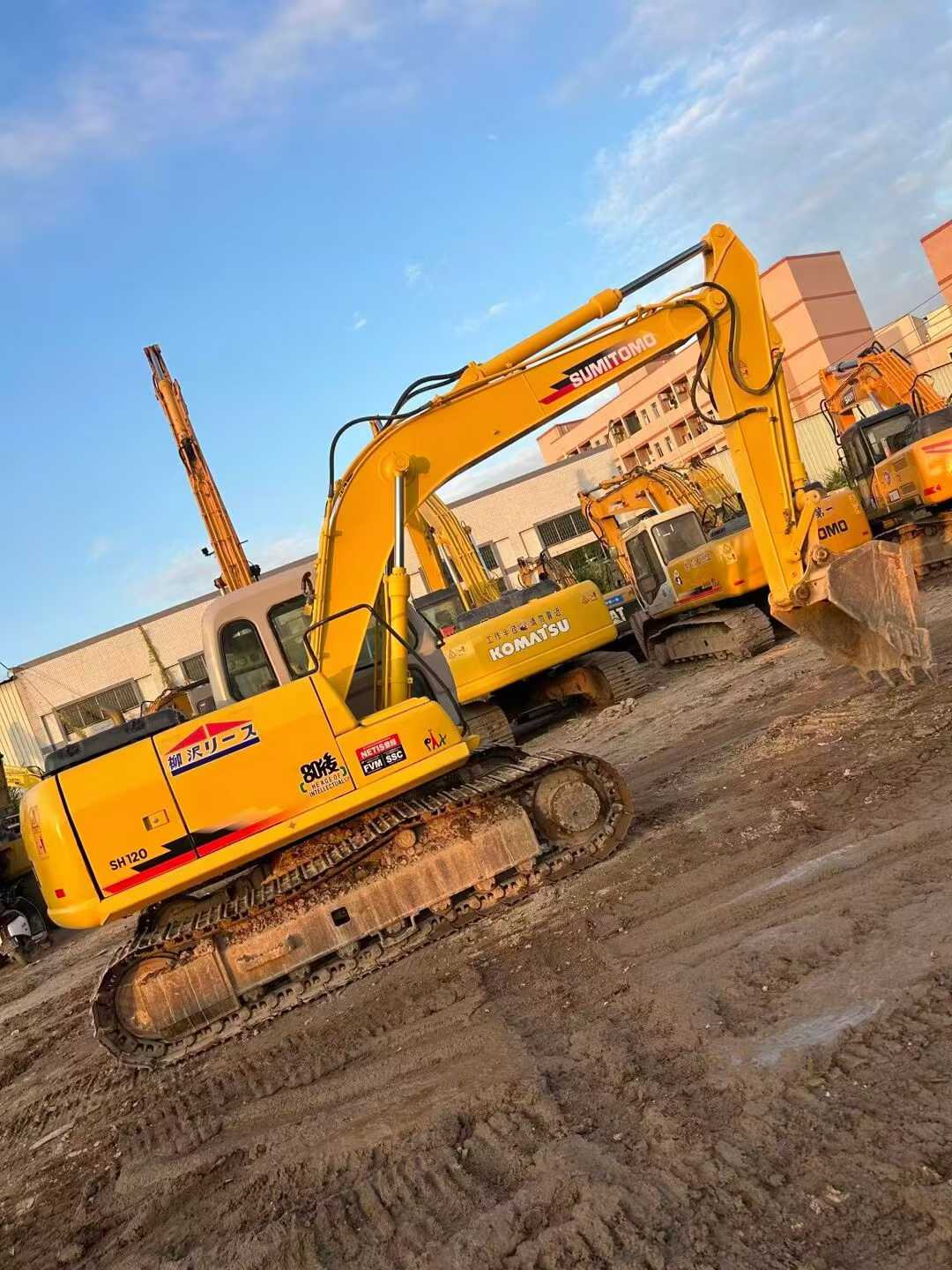 Used Sumitomo SH120-3 Excavator 2016 Model