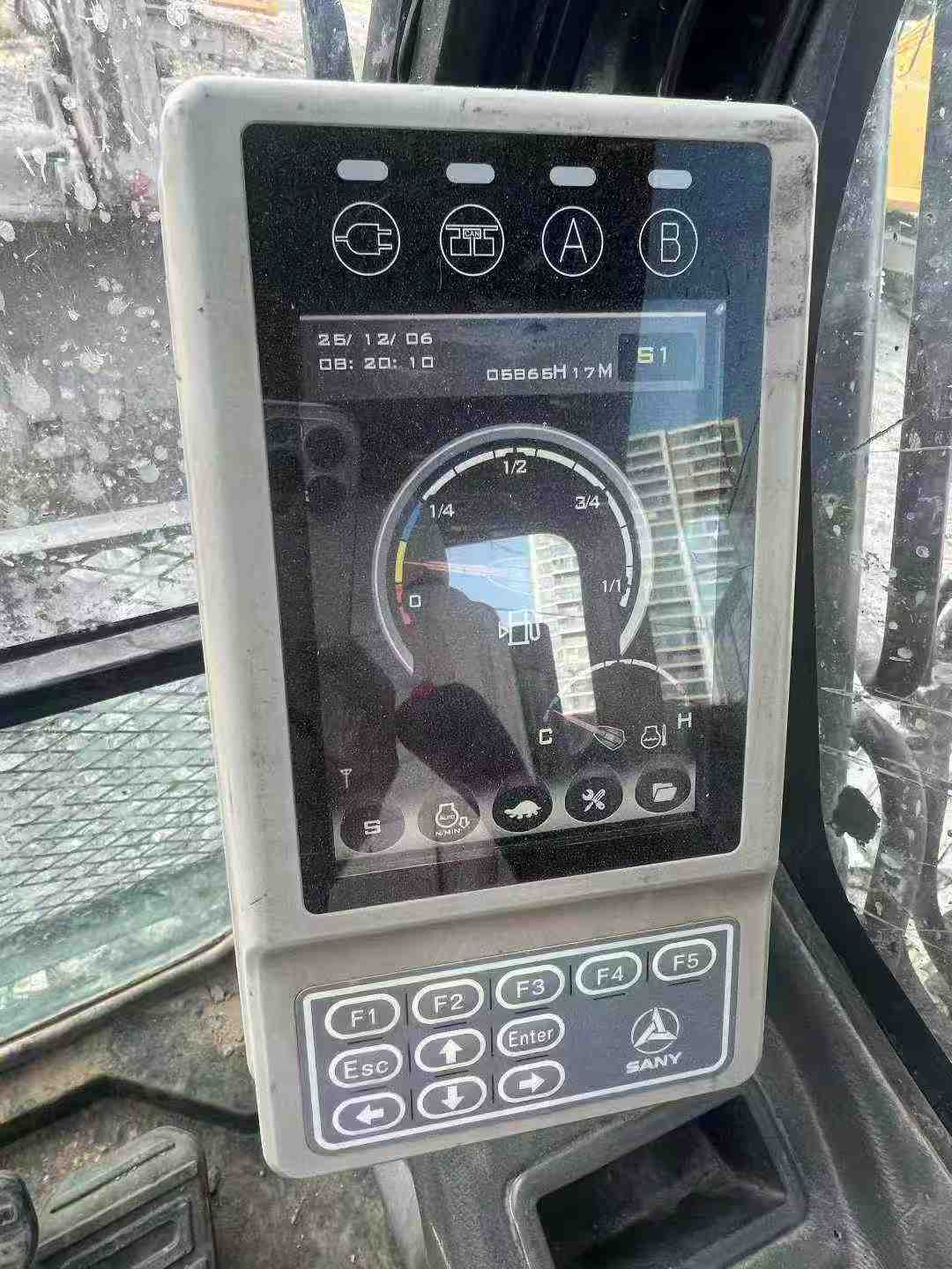 Used Sany SY245H Excavator 2020 Model / 8