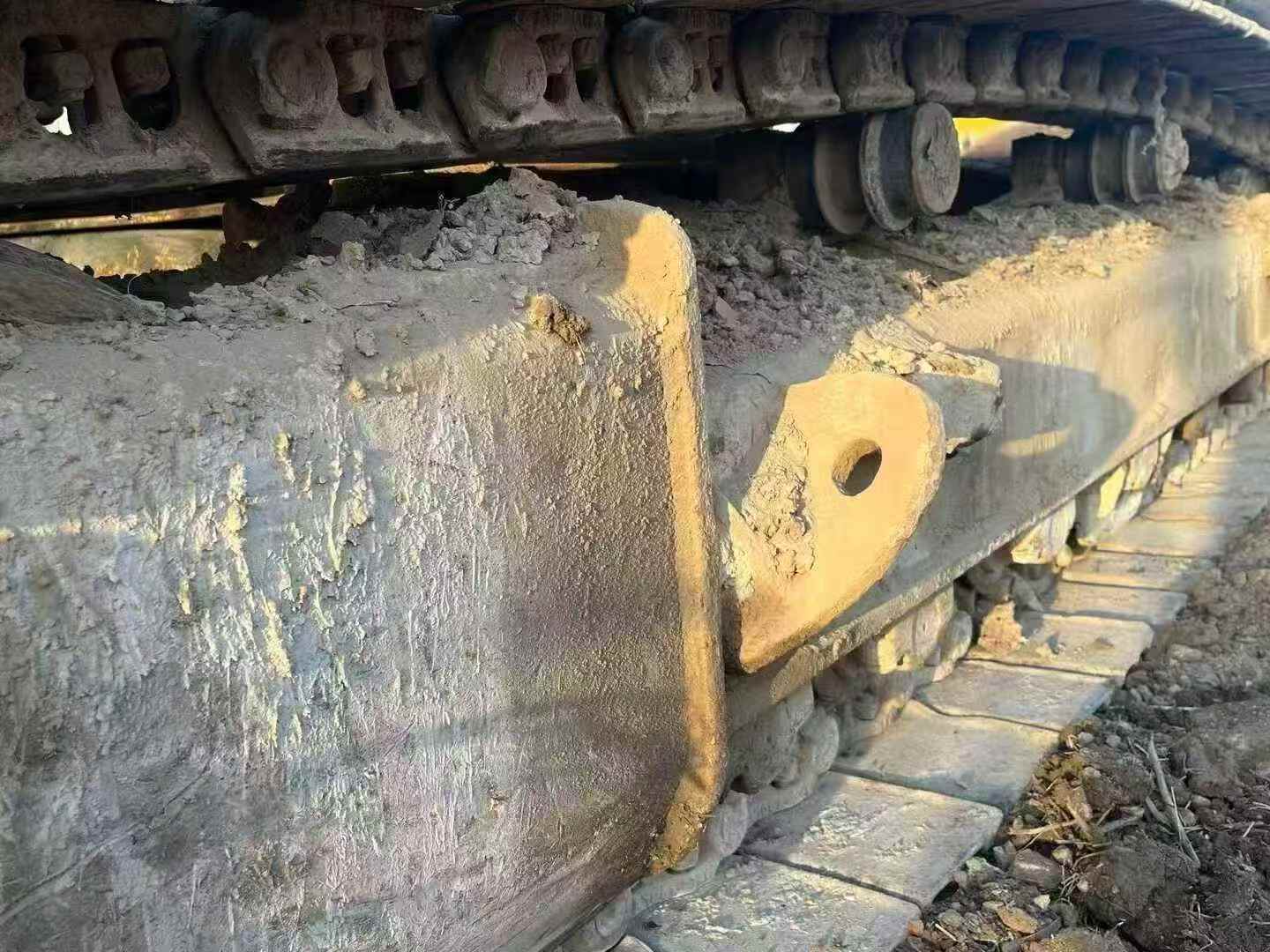 Used Hyundai R215-7 Excavator 2010 Model / 8