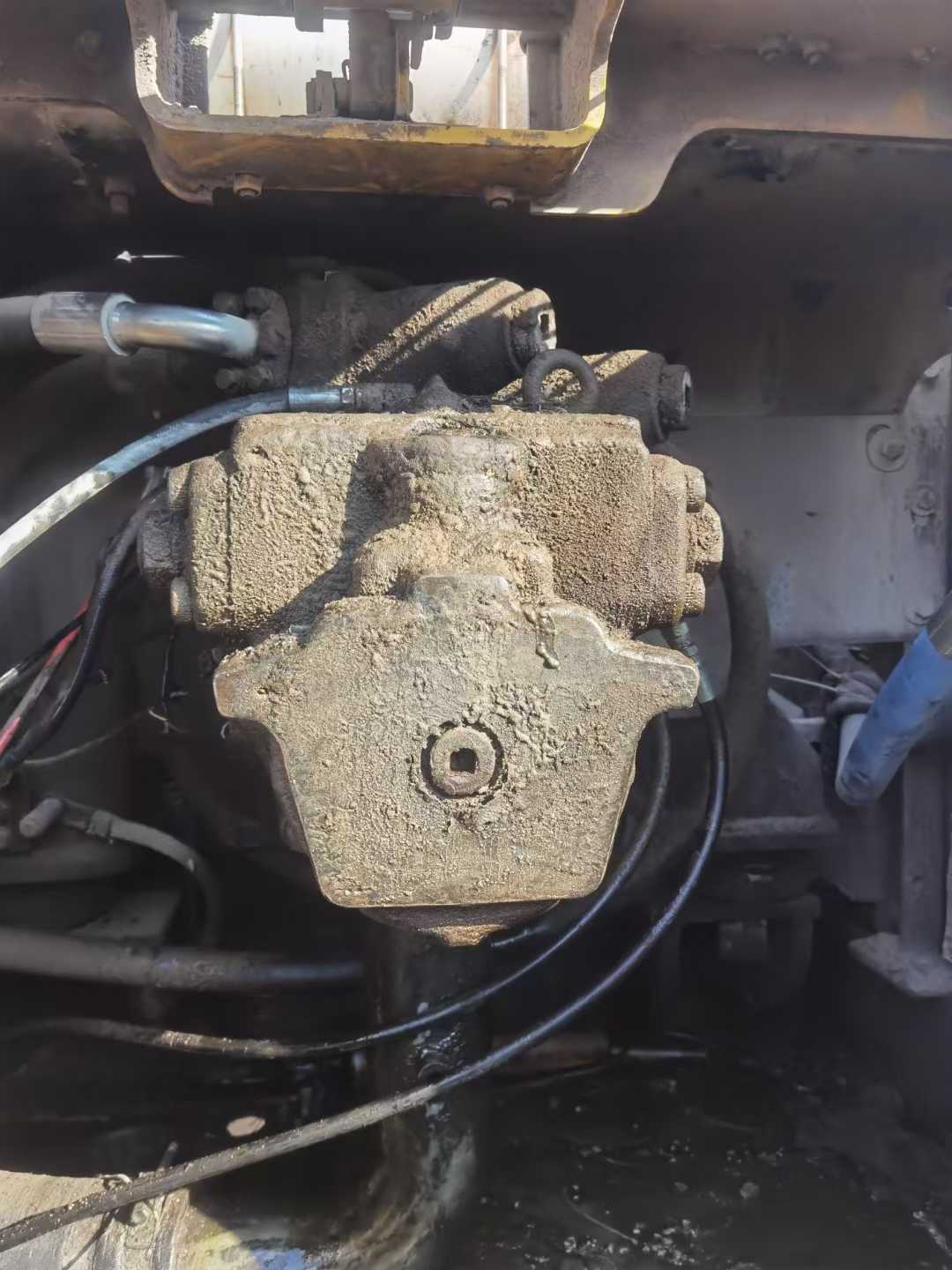 Used Komatsu PC60 Excavator 2011 Model / 8