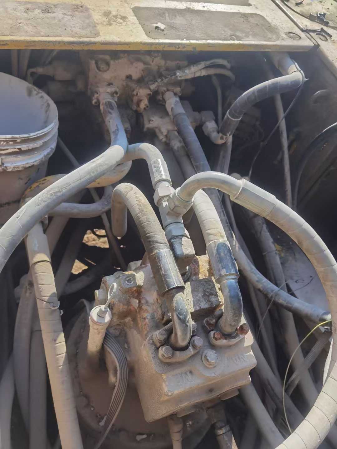 Used Komatsu PC60 Excavator 2011 Model / 5