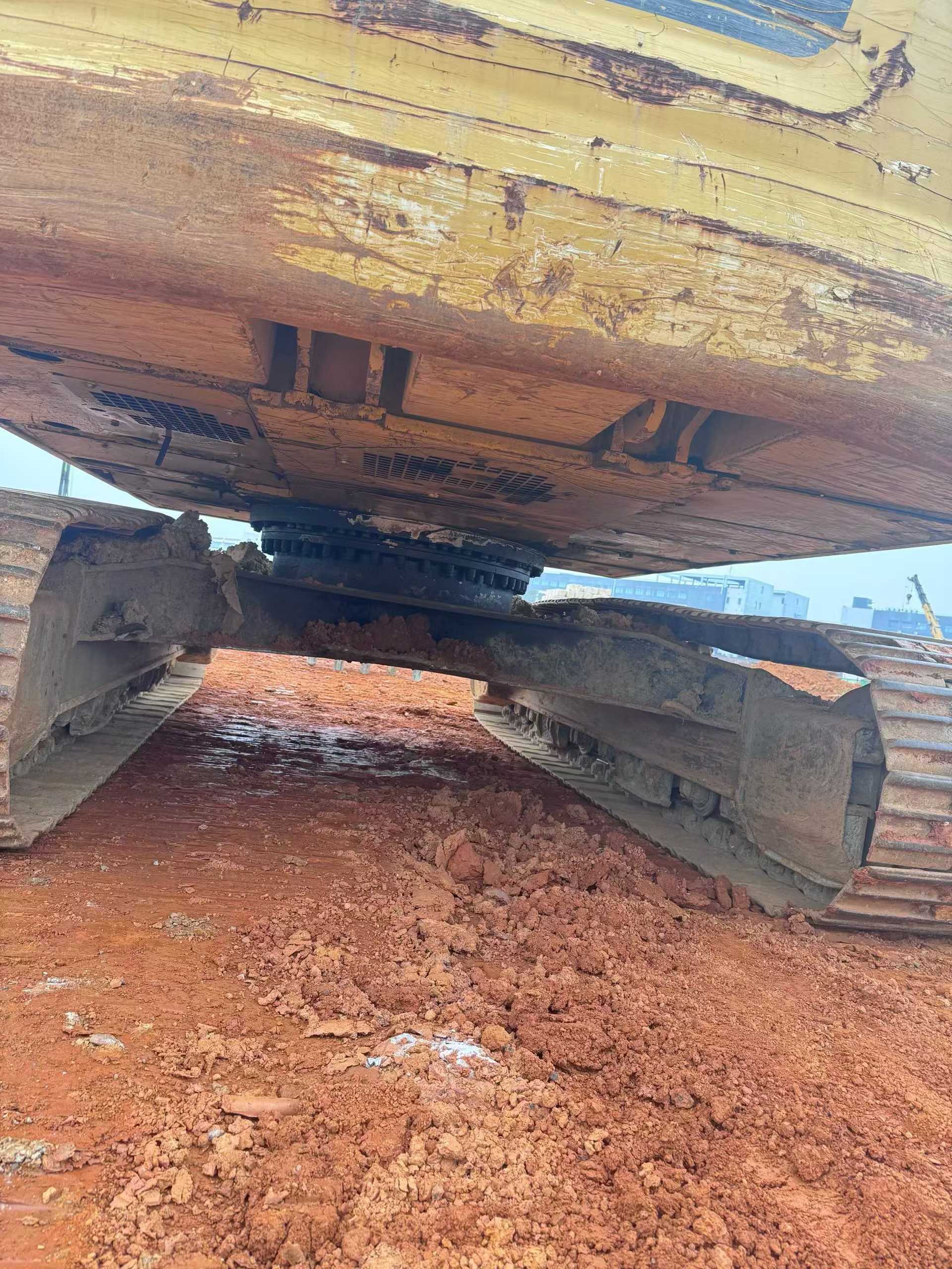 Used Caterpillar 323 Excavator 2018 Model / 3