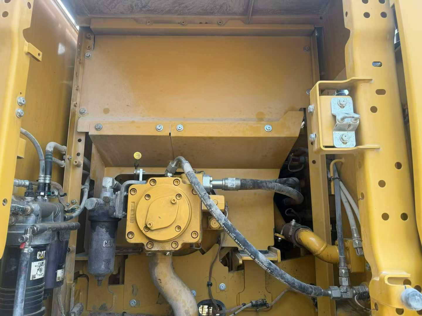 Used Caterpillar CT20 Excavator 2020 Model / 7