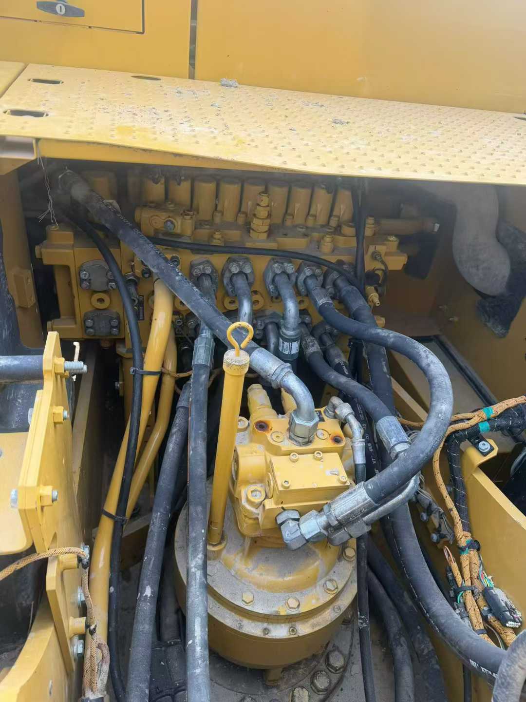 Used Caterpillar CT20 Excavator 2020 Model / 8