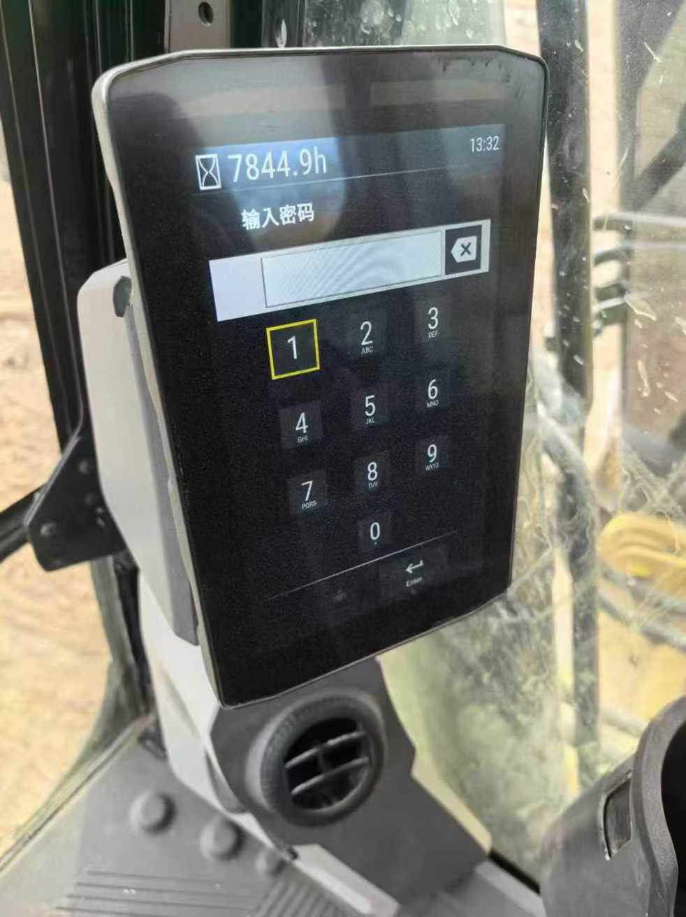 Used Caterpillar 330L Excavator 2020 Model / 9