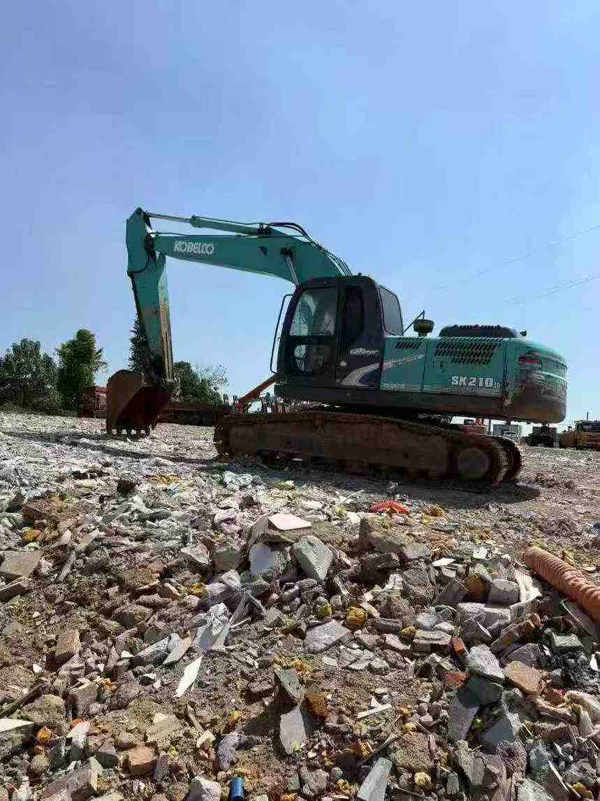 Used Kobelco SK210 Excavator 2016 Model
