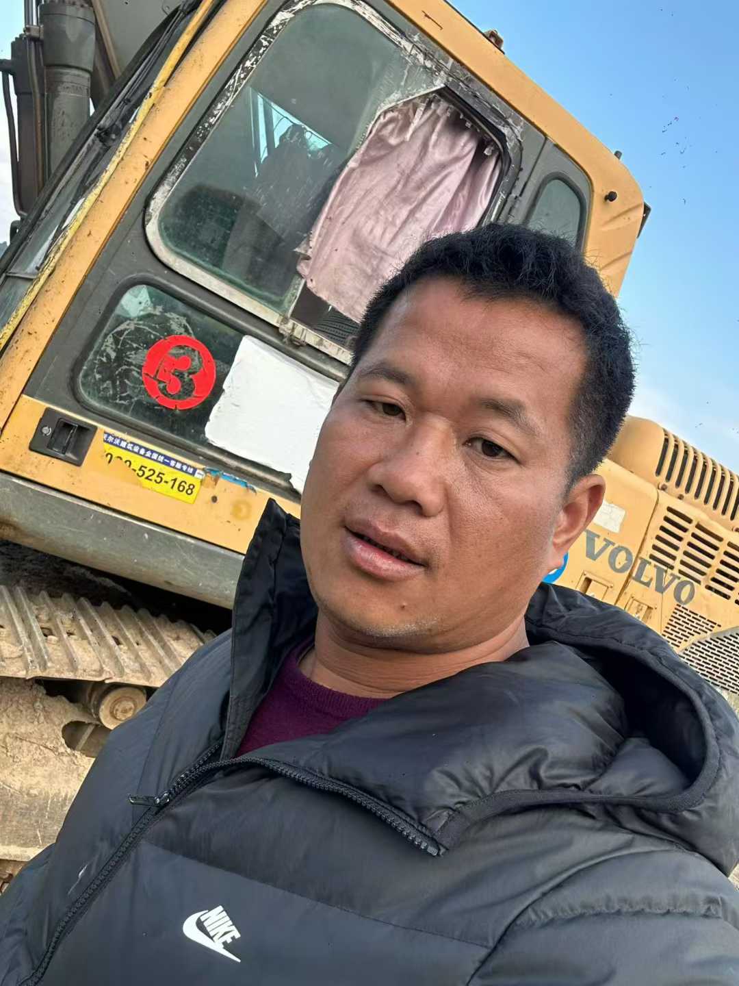 Used Volvo EW210C Excavator 2010 Model