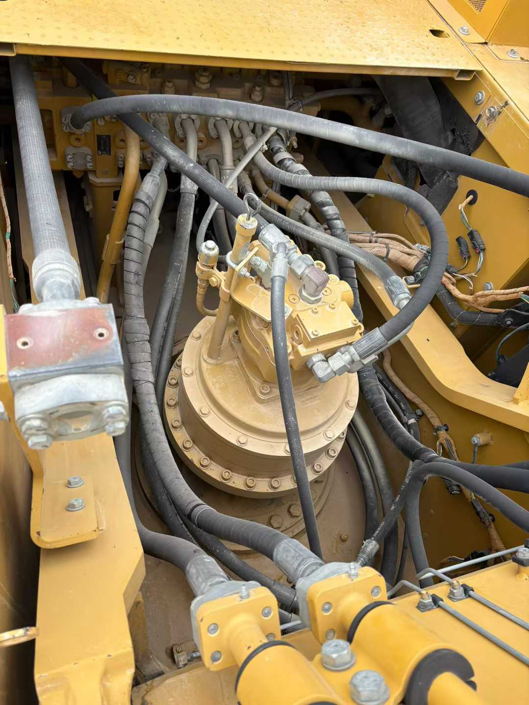 Used Caterpillar CT20 Excavator 2019 Model / 7