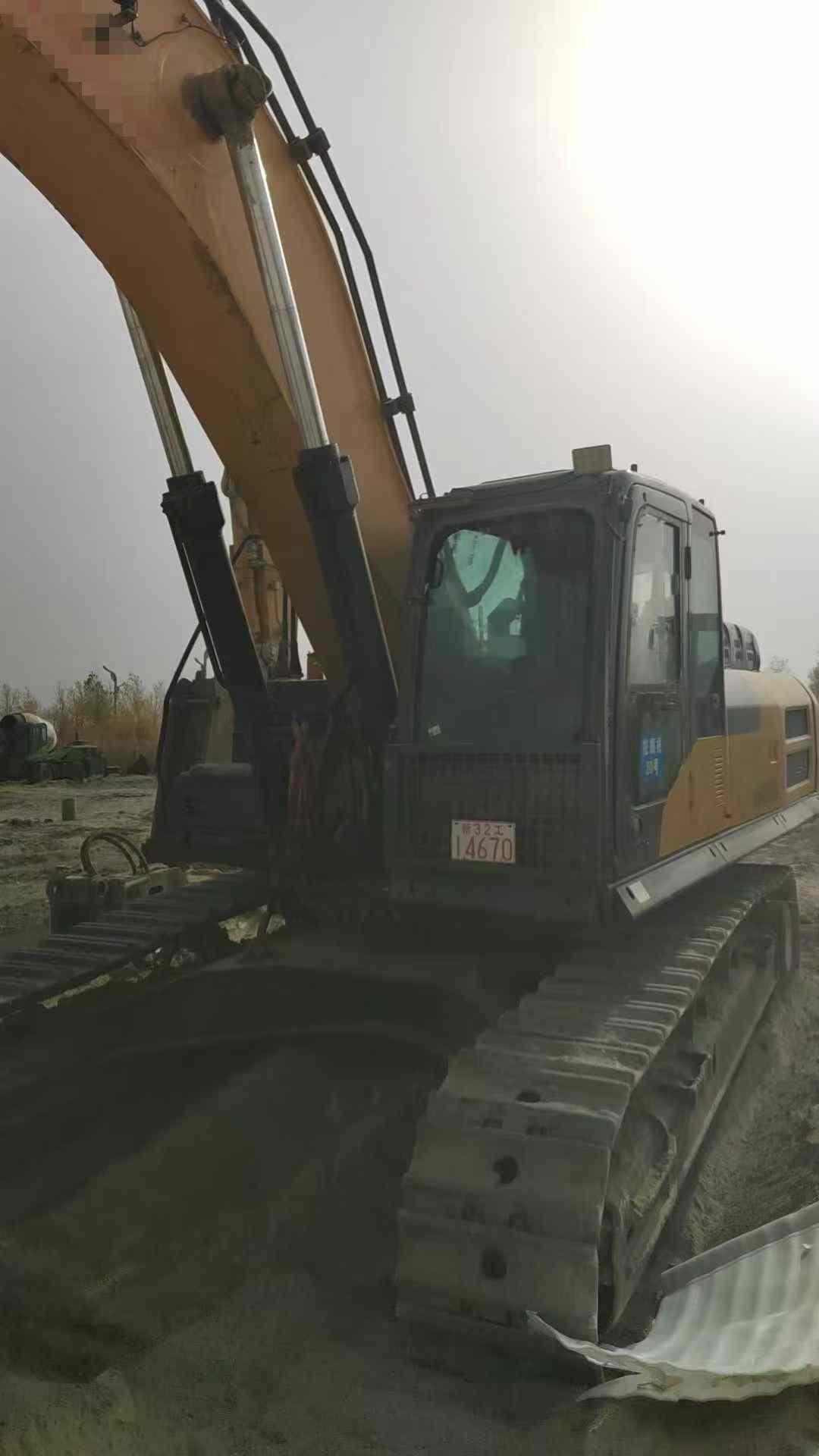 Used XCMG XE400DK Excavator 2020 Model / 3