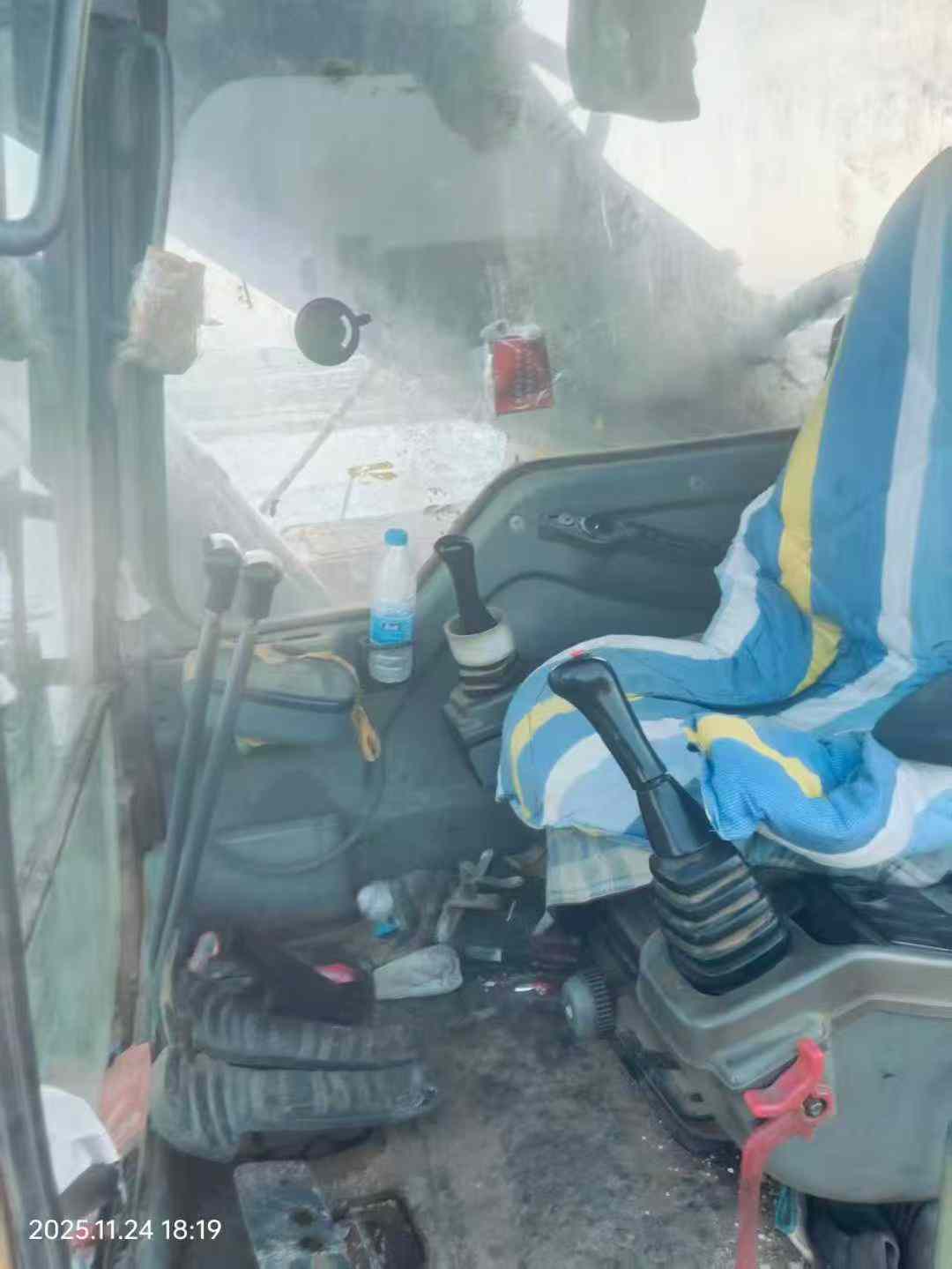 Used Volvo EC60 Excavator 2016 Model / 9