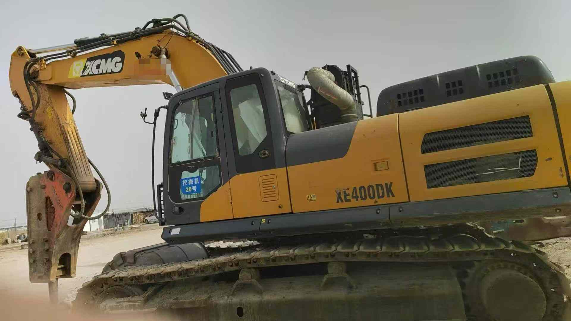 Used XCMG XE400DK Excavator 2020 Model / 4