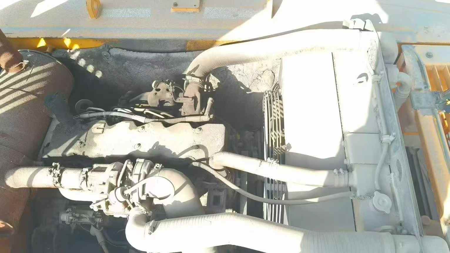 Used Hyundai R305LC-9T Excavator 2016 Model / 5