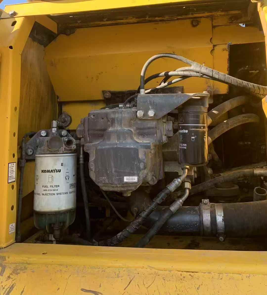 Used Komatsu PC210 Excavator 2018 Model / 5