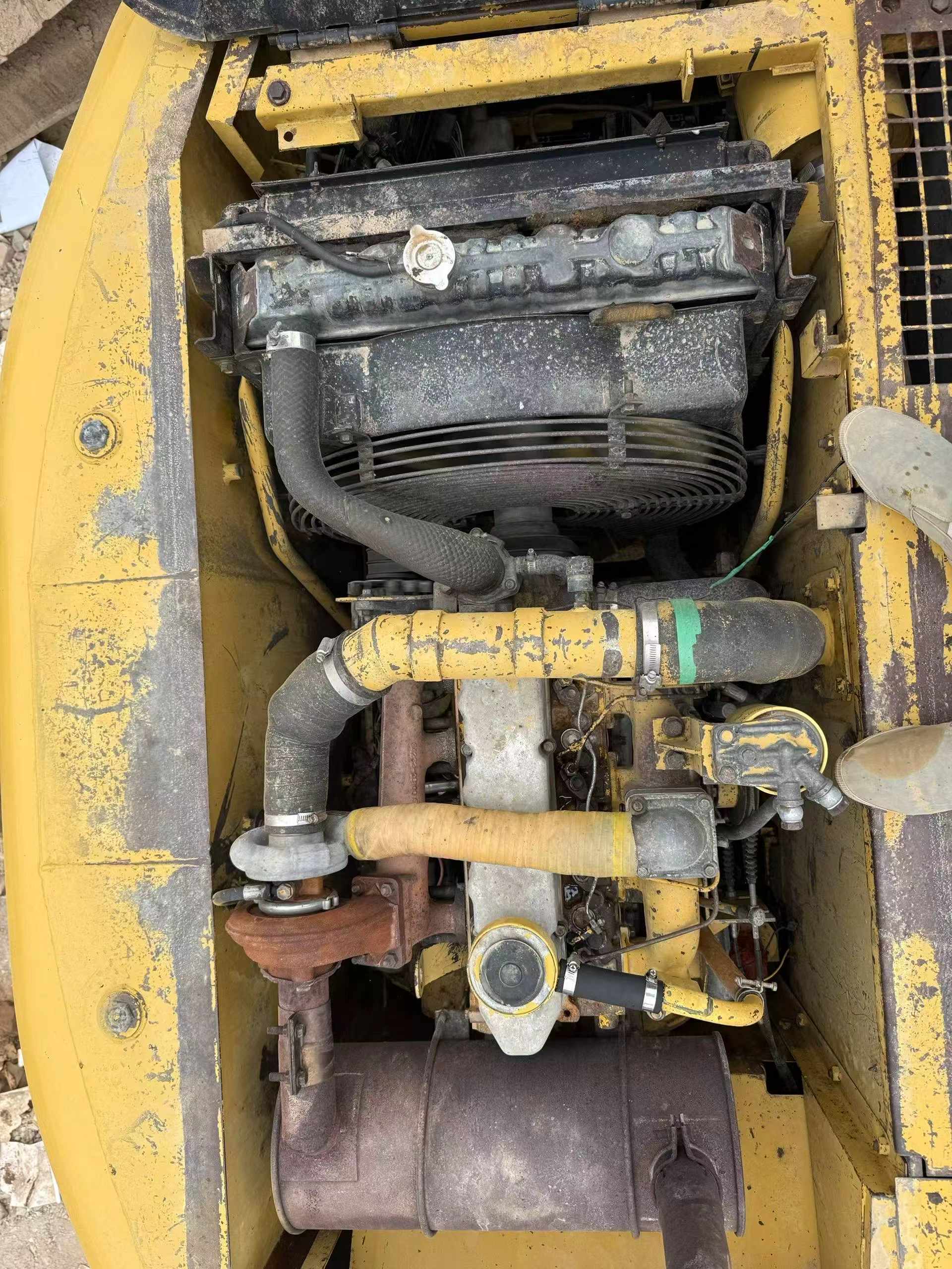 Used Caterpillar 312V2 Excavator 2016 Model / 6