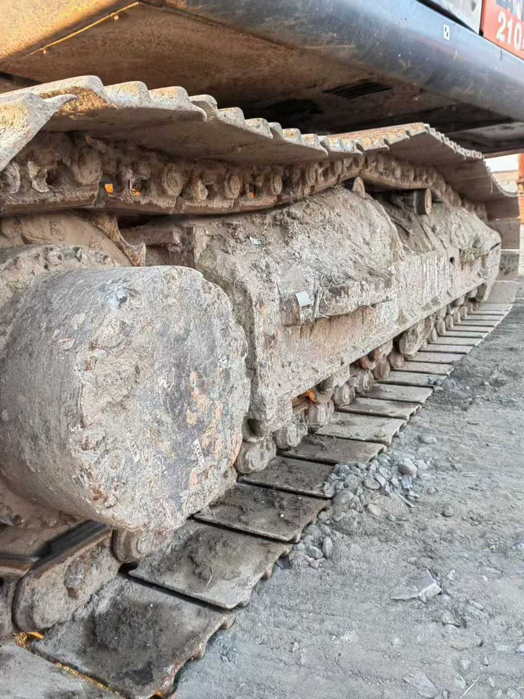 Used Hitachi ZX200-3G Excavator 2016 Model / 9